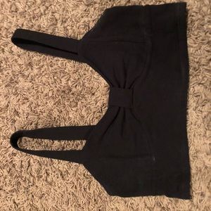 Black Super crop tank